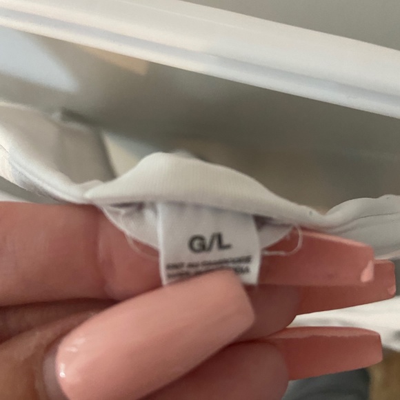 Cute Crop Top! - Picture 2 of 3